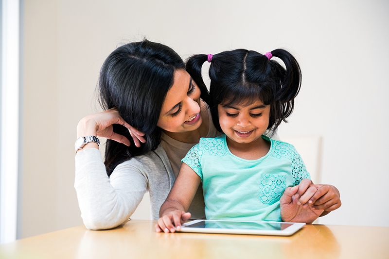 485435035_Internet_safety_children_3_5_years