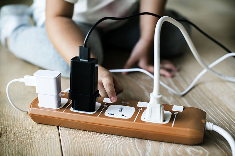 931103114_Strangulation_Suffocation