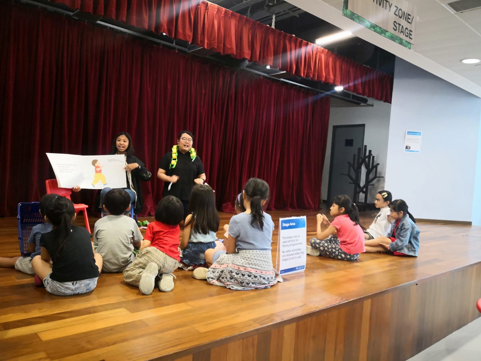 NLB Storytelling with Puppets